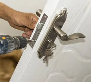 Locksmith Of Alameda Alameda, CA 510-214-1089 - 5a-Change-Locks